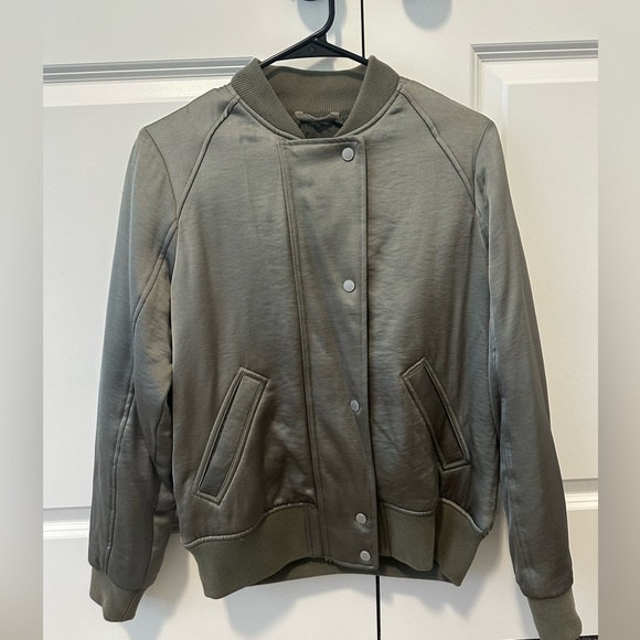 Abercrombie & Fitch bomber jacket - Picture 2 of 7